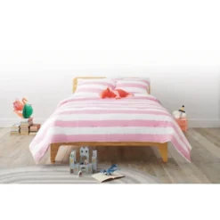 Rugby Striped Kids' Comforter Set - Pillowfort™ -Hange Furni Store GUEST 1d05eece e72b 4d16 bc45 c9546b22926f
