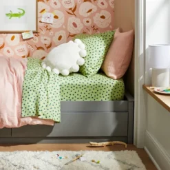 Dotted Microfiber Kids' Sheet Set - Pillowfort™ -Hange Furni Store GUEST 4bcff8b5 cbe1 442f 8f69 a62de108f3b1