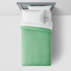 Microfiber Kids' Quilt Light Green - Pillowfort™ -Hange Furni Store GUEST 80c4a16b c299 4b1a 9316 a426ee9baef5