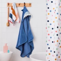 25"x50" Shark Kids' Hooded Towel - Pillowfortâ˘