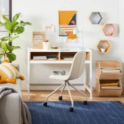 Bly Kids' Desk White - Pillowfort™ -Hange Furni Store GUEST 9ca002a4 6563 4787 a7e9 4f9eab3f8de7