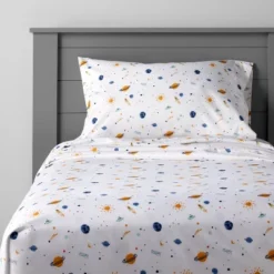 Space Microfiber Kids' Sheet Set - Pillowfort™ -Hange Furni Store GUEST bb11fef5 ff6d 4f56 8b21 94f1c7c20748
