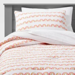 Rainbow Scallop Cotton Kids' Comforter Set - Pillowfort™ -Hange Furni Store GUEST bee86989 2068 44f3 8310 a4faabb6c76f