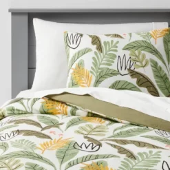 Botanical Print Kids' Duvet Cover Green - Pillowfort™ -Hange Furni Store GUEST dbc32c93 80be 480d 9ee9 3c7d63afb673