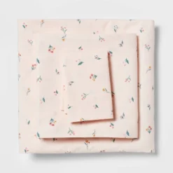 In The Garden Kids' Bedding Set With Sheets - Pillowfort™ 5 In The Garden Kids' Bedding Set With Sheets - Pillowfort™ -Hange Furni Store GUEST df4a80be c6d3 4f45 9143 2919fe73e663