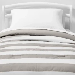 Toddler Rugby Striped Cotton Kids' Comforter - Pillowfort™ -Hange Furni Store GUEST dfd37474 3199 4e89 bf8f 0a344386789b