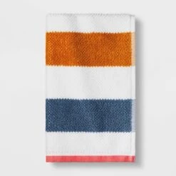 Striped Kids’ Towel With SILVADUR™ Antimicrobial Technology - Pillowfort™ -Hange Furni Store GUEST f163fe6d 5e01 4c30 b69b 567516b22dde