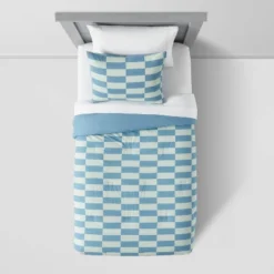 Kids' Comforter Set Checkers - Pillowfort™ -Hange Furni Store GUEST f224c12e 409c 4235 99bd b3496df876c3