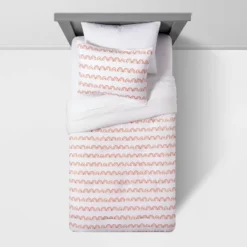 Rainbow Scallop Cotton Kids' Comforter Set - Pillowfort™ -Hange Furni Store GUEST f9c892f9 3518 4a0a 9f40 b1aed1a32893
